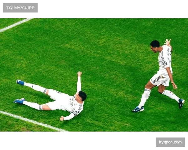 皇马楚阿梅尼卡马文加双后腰覆盖不足被穆尼奥斯四次过人